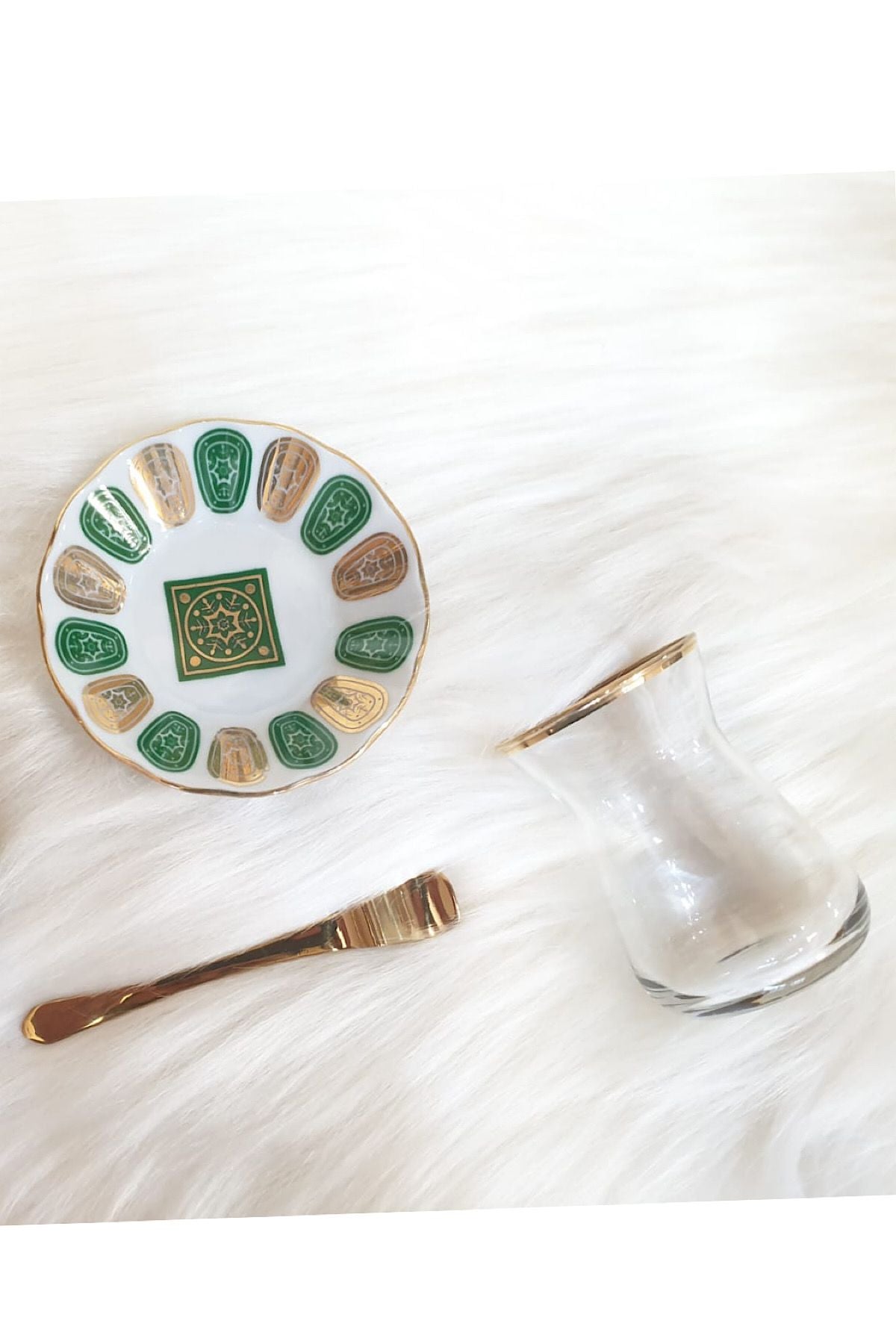 Çay Bardağı Takımı 6 kişilik Acem Yeşil Yaldızlı Klasik Çay takımı | Luxury Turkish Tea Set - Bardak | DUKKANI ISTANBUL