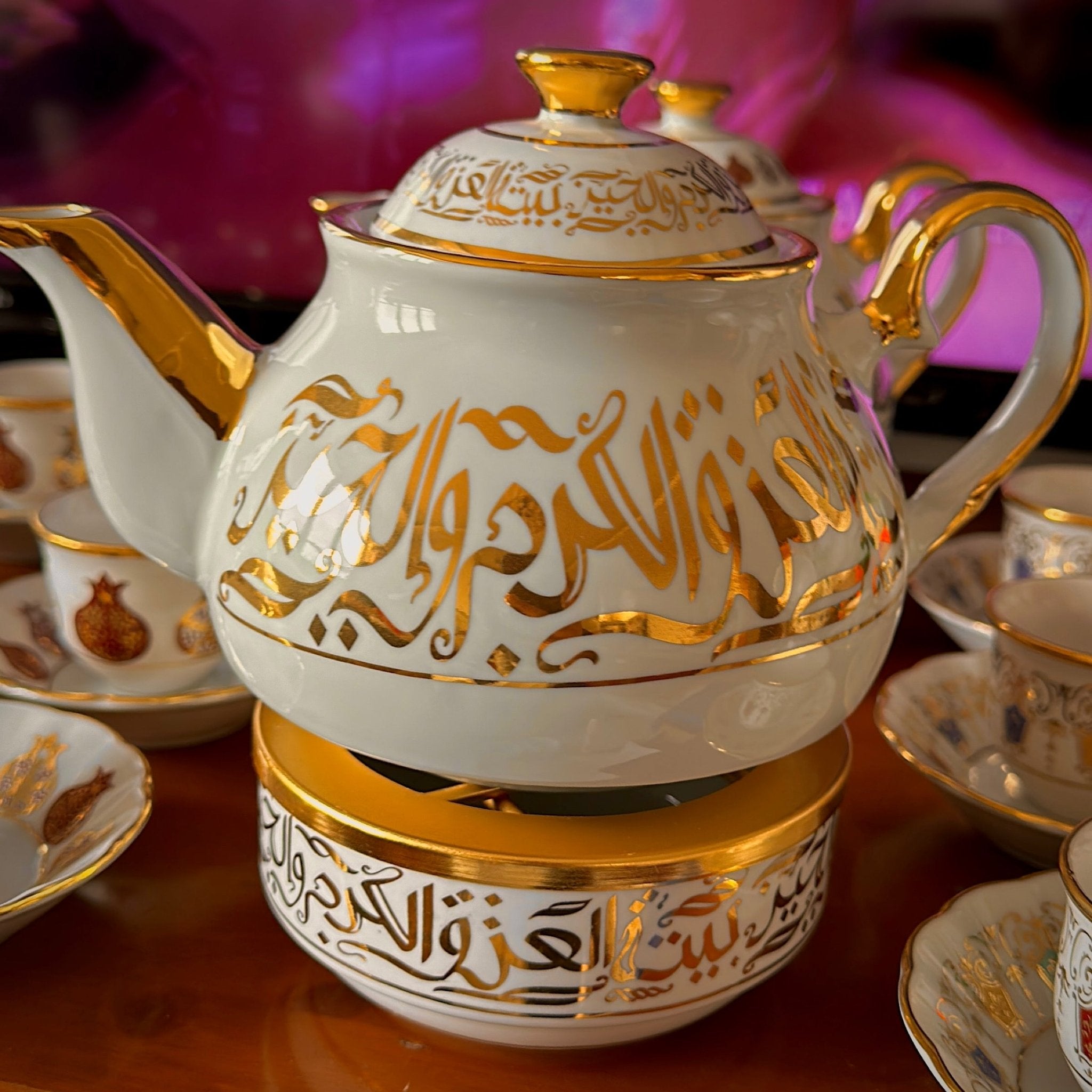 Bereket Gold Desenli El İşlemeli Altın Yaldızlı Tam Takım Çay ve Mırra Seti – 6 Kişilik | Luxury Turkish Tea Set - Kahvaltı Takımı | DUKKANI ISTANBUL