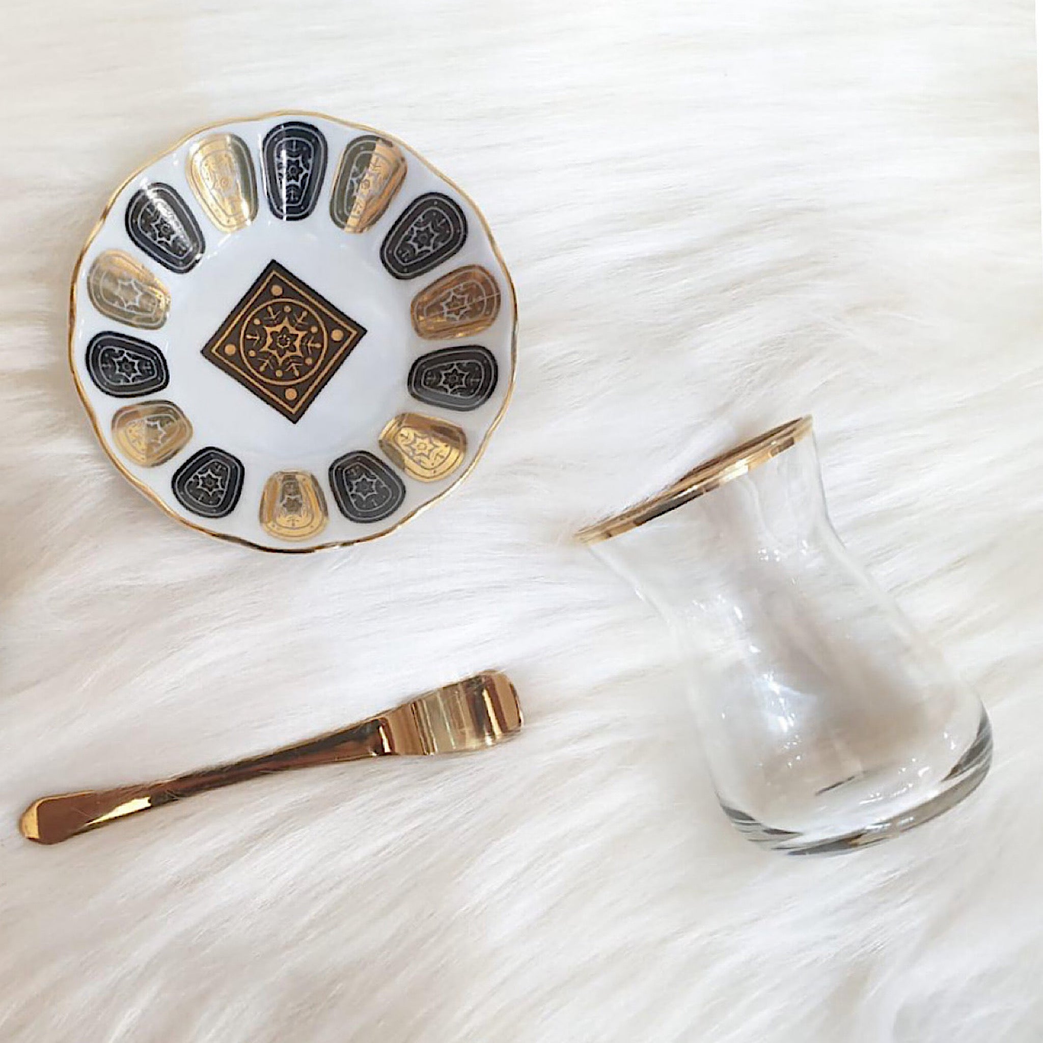 Çay Bardağı Takımı 6 kişilik 18 Parça Altın Yaldızlı siyah zerafet | Luxury Turkish Tea Set - Bardak | DUKKANI ISTANBUL