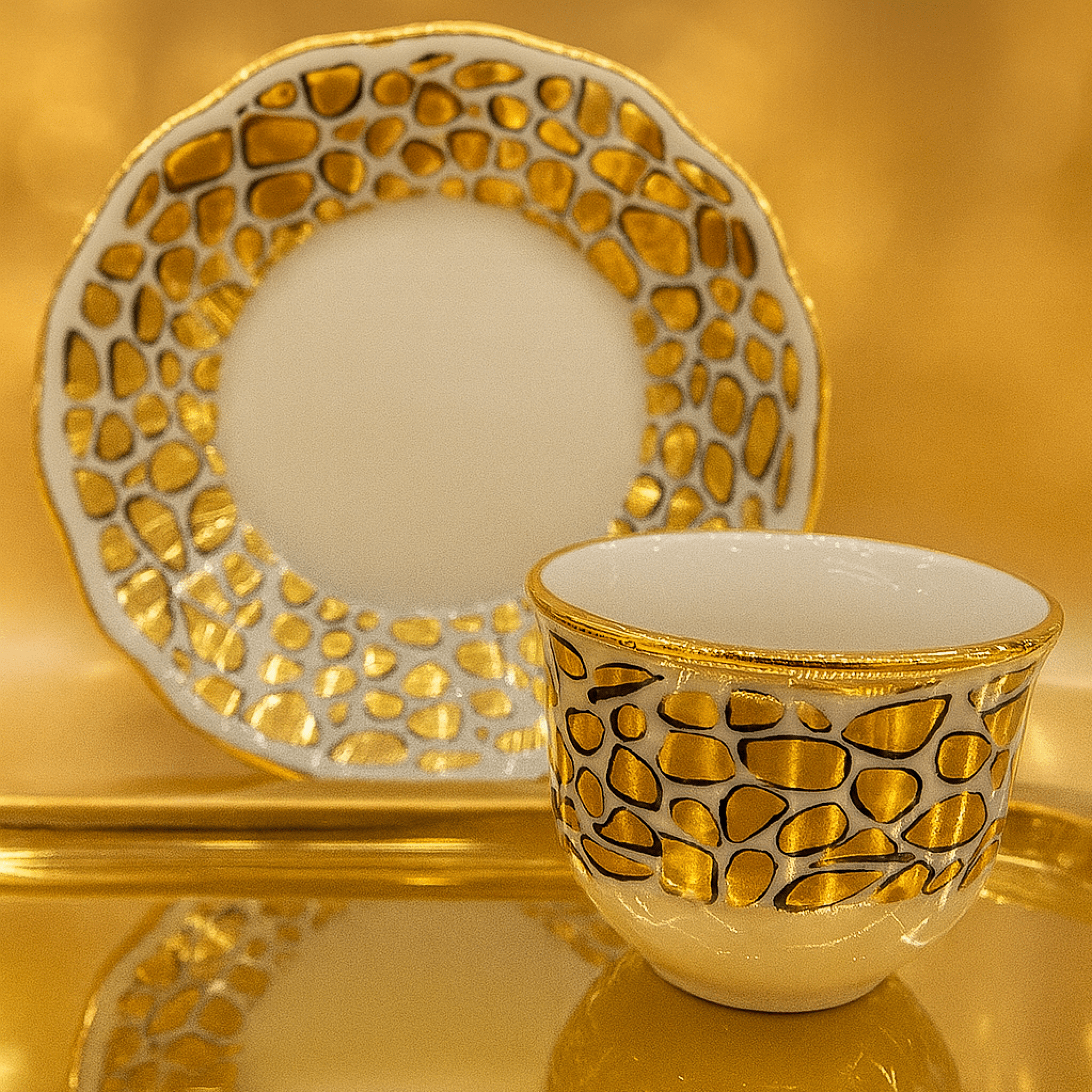 Kaplan Desenli Mırra Fincan Takımı 12 Parça – 6 Kişilik Altın Yaldızlı Arap Kahvesi Seti | Luxury Turkish Tea Set - Tabak | DUKKANI ISTANBUL