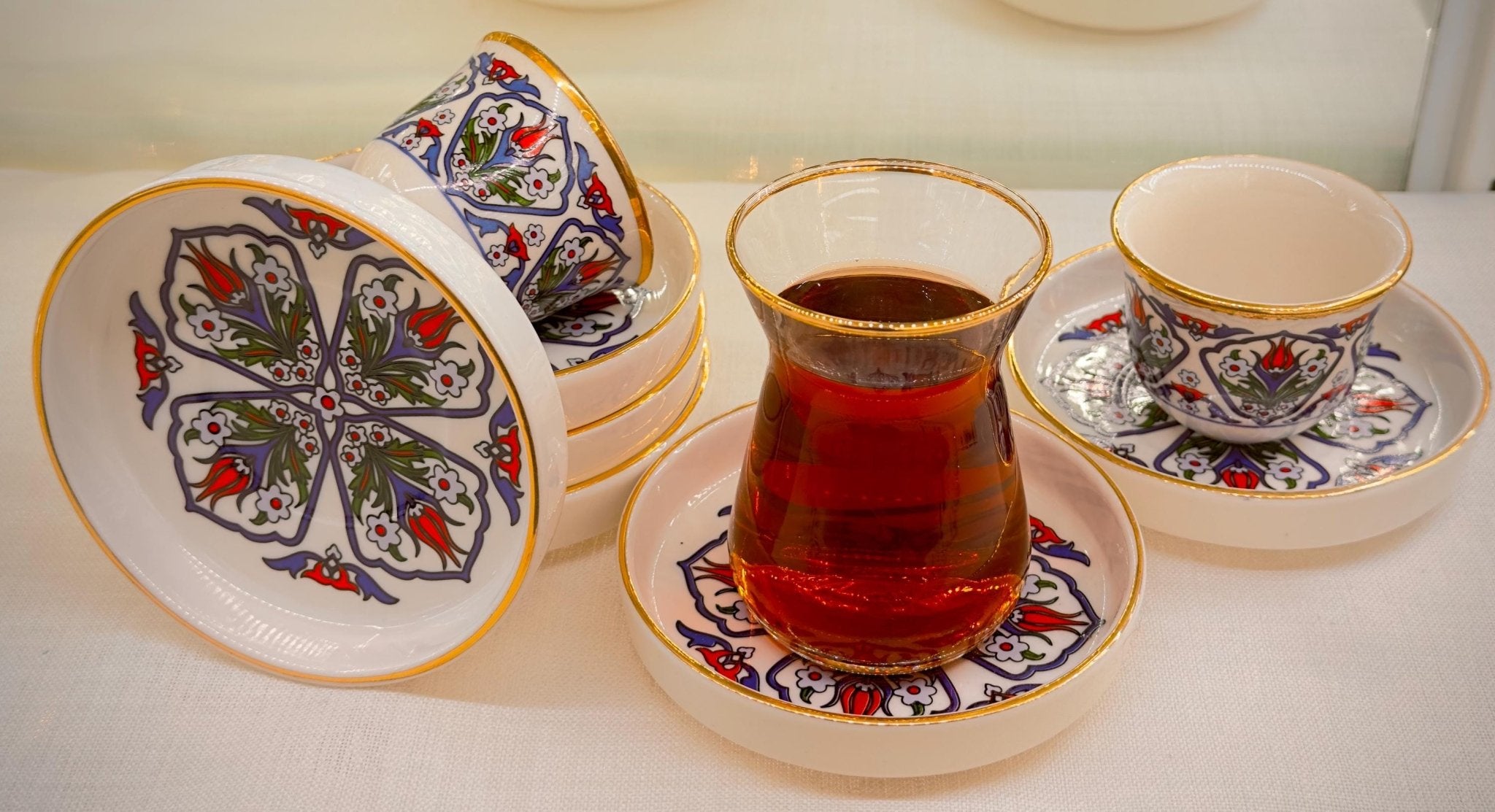 Osmanlı Lale Desenli 6 Kişilik Lüks Çay ve Kahve Takımı | Turkish Tea & Coffee Set Ottoman Tulip | Luxury Turkish Tea Set - | DUKKANI ISTANBUL