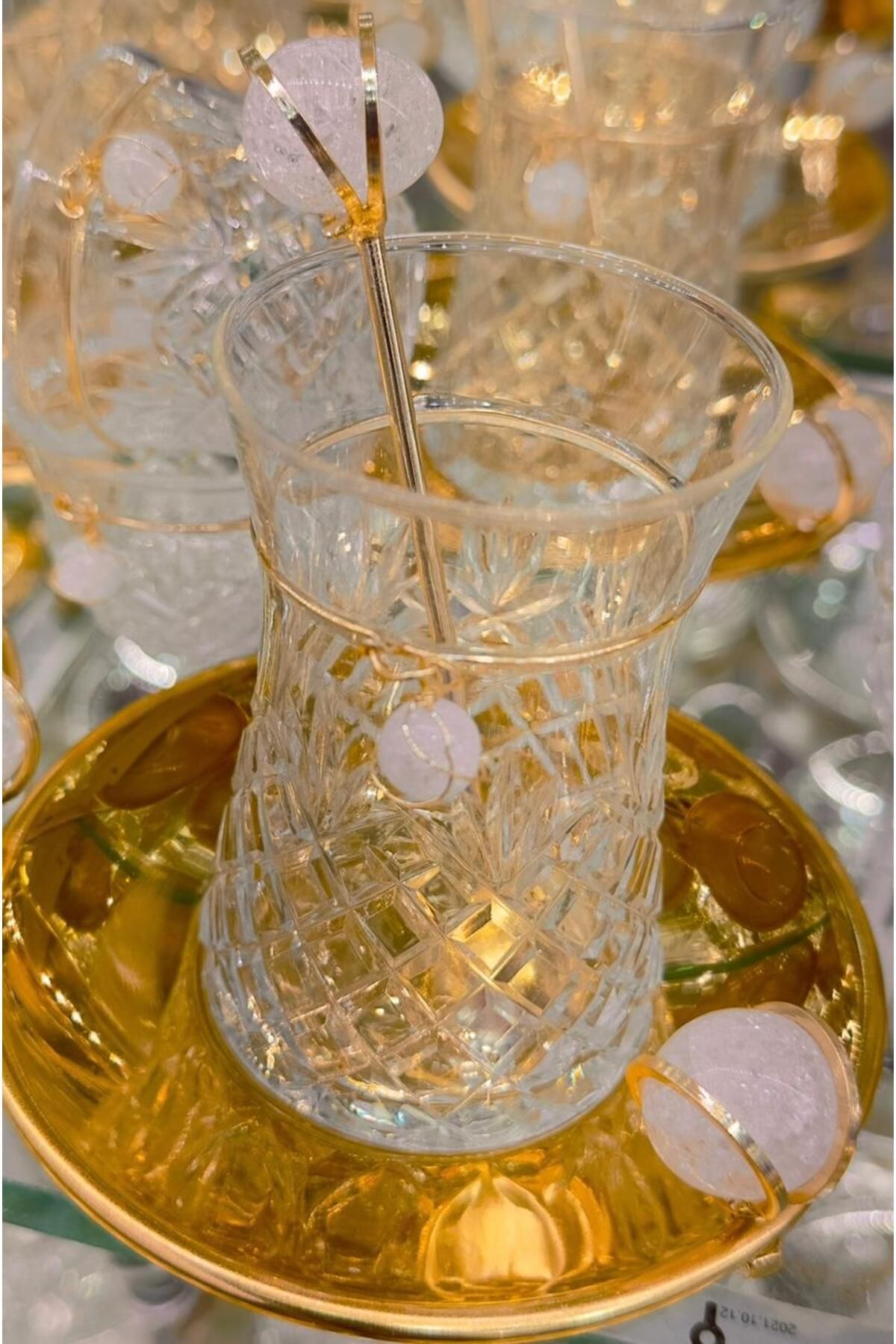 Pembe Kuvarslı 18 Parça Altın Renk Bakır Çay Seti – 6 Kişilik | Luxury Turkish Tea Set - Bardak | DUKKANI ISTANBUL