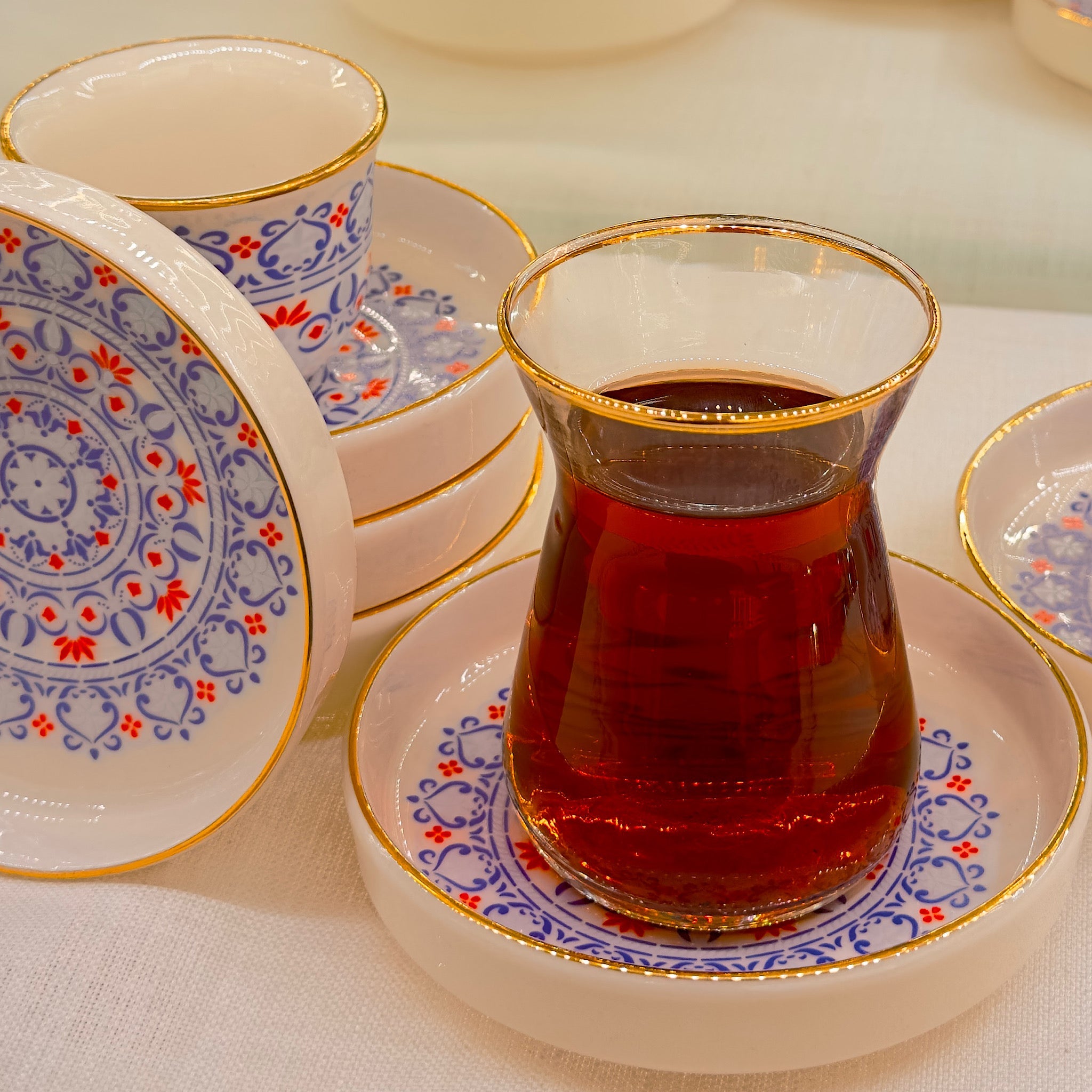 Rumi Desenli 18 Parça Altın Yaldızlı El İşlemeli Çay ve Mırra Seti – 6 Kişilik | Luxury Turkish Tea Set - Bardak | DUKKANI ISTANBUL