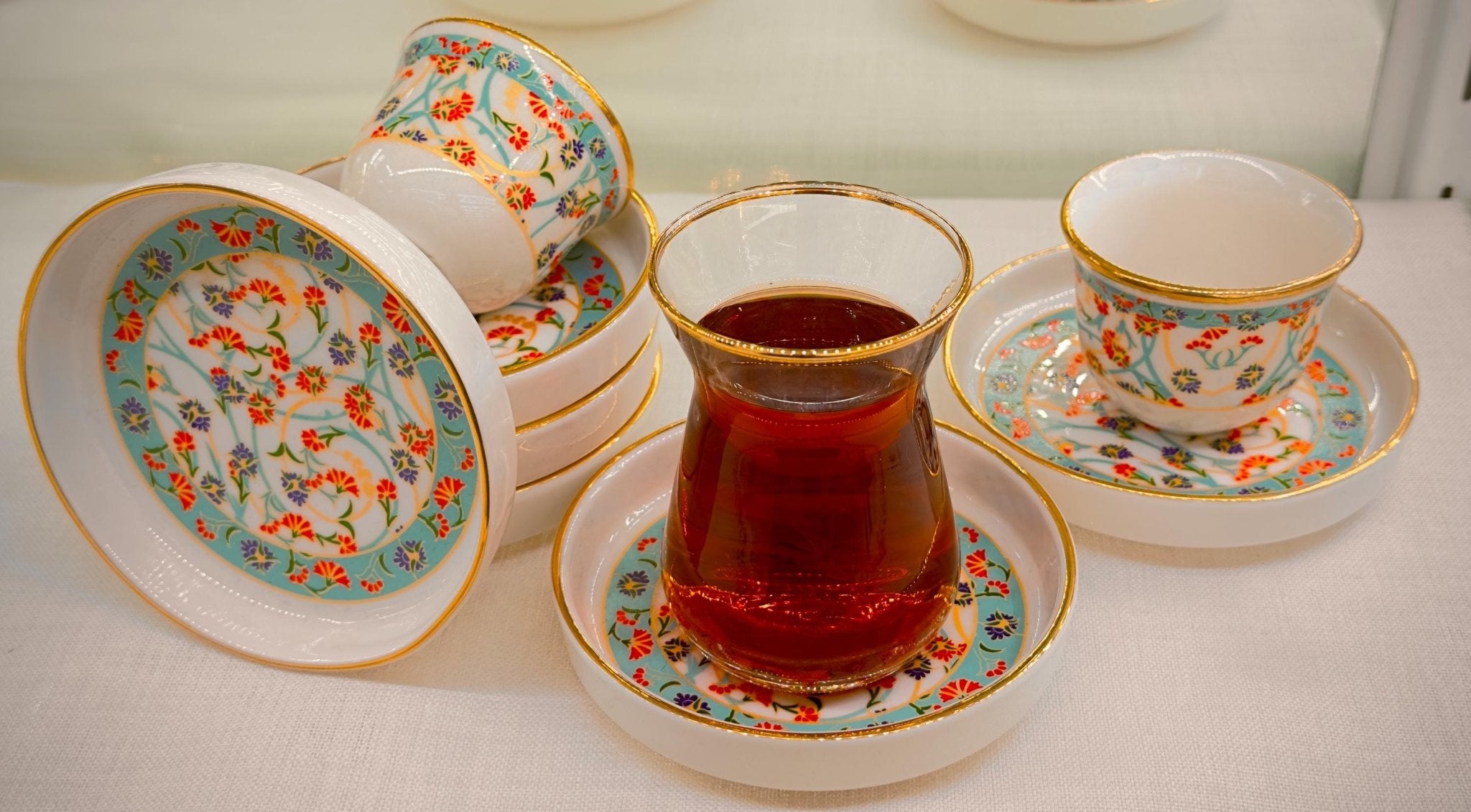 Sarmaşık Serisi – 6 Kişilik 18 Parça Lüks Çay ve Mırra Takımı | Luxury Turkish Tea Set - | DUKKANI ISTANBUL